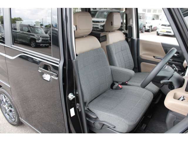 Mitsubishi Delica Mini 11