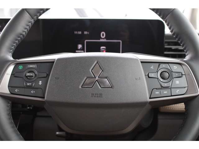 Mitsubishi Delica Mini 8