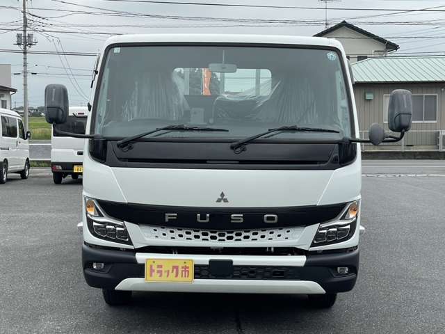 Mitsubishi Fuso Canter 2