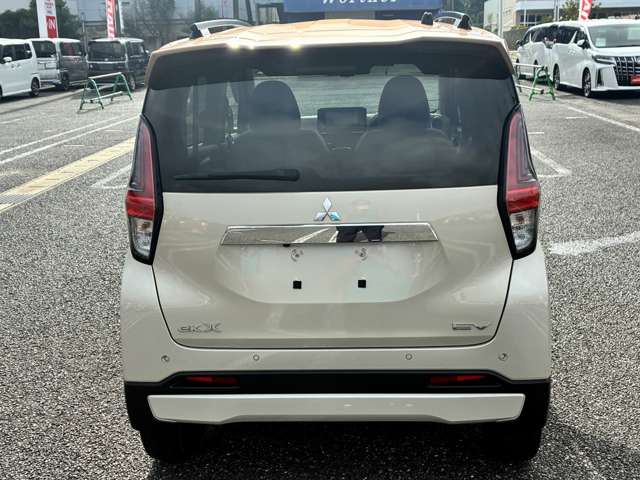 Mitsubishi eK X EV 11