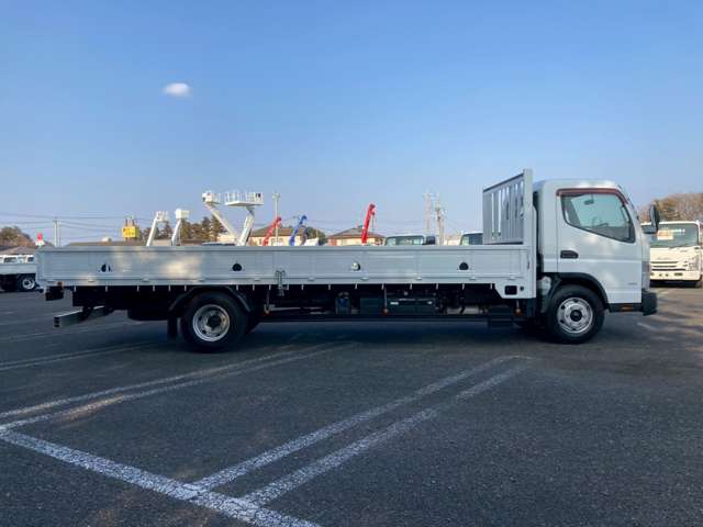 Mitsubishi Fuso Canter 4