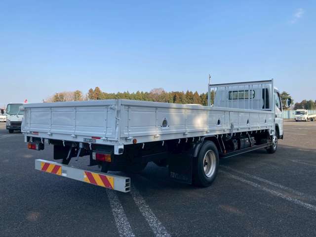 Mitsubishi Fuso Canter 5