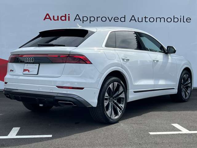Audi Q8 9