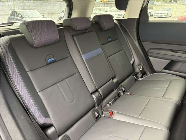 MINI Countryman 4