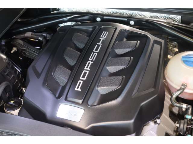 Porsche Macan 9