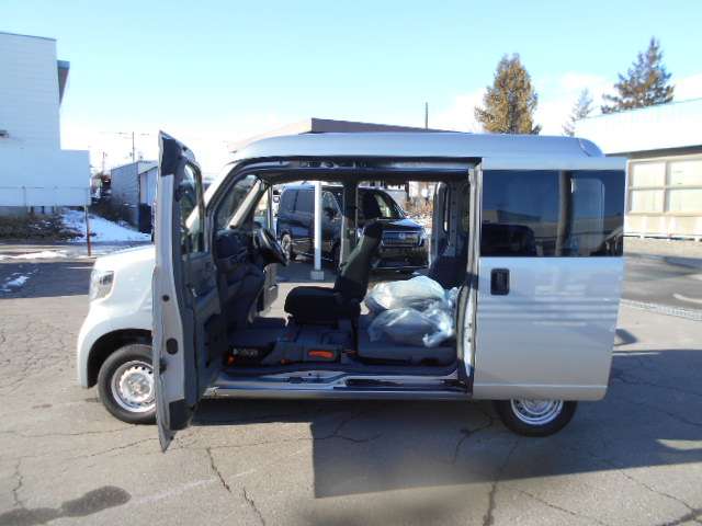 Honda N-VAN 11