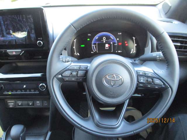 Toyota Yaris Cross 12