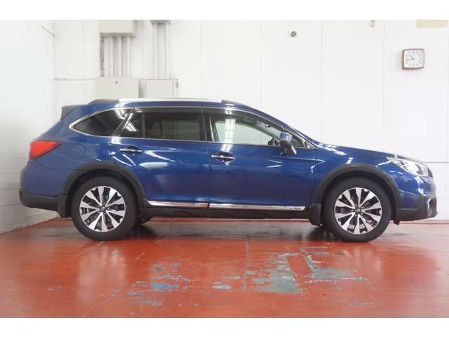 Subaru Legacy Outback 4