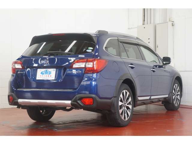 Subaru Legacy Outback 5