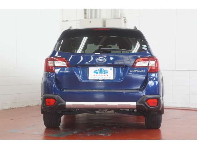 Subaru Legacy Outback 6