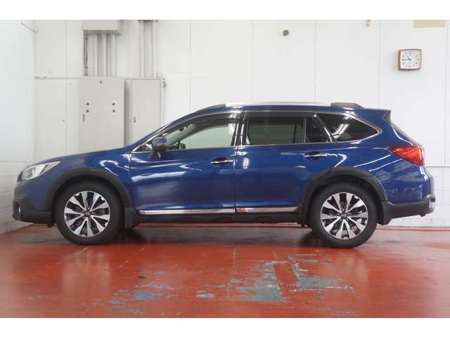 Subaru Legacy Outback 8