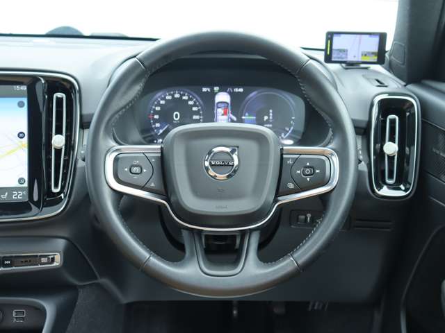Volvo XC40 12
