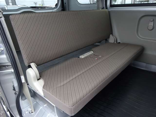 Nissan NV100 Clipper 12