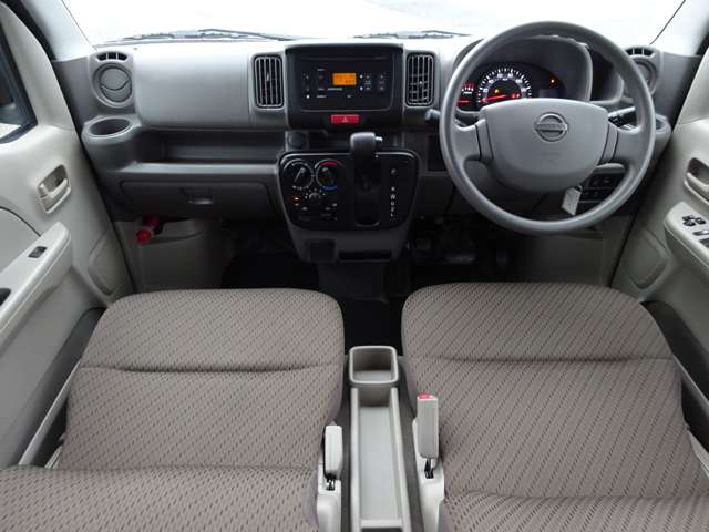 Nissan NV100 Clipper 4
