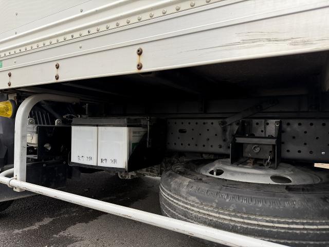 Isuzu Elf 10