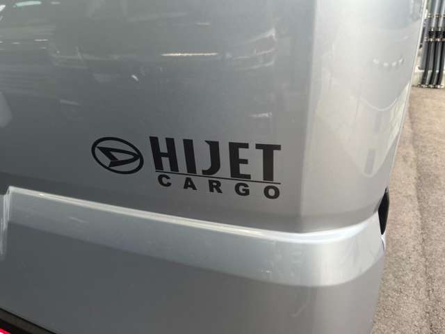 Daihatsu Hijet Cargo 11