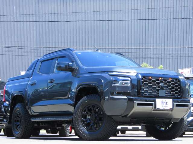Mitsubishi Triton 7