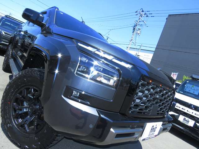 Mitsubishi Triton 9