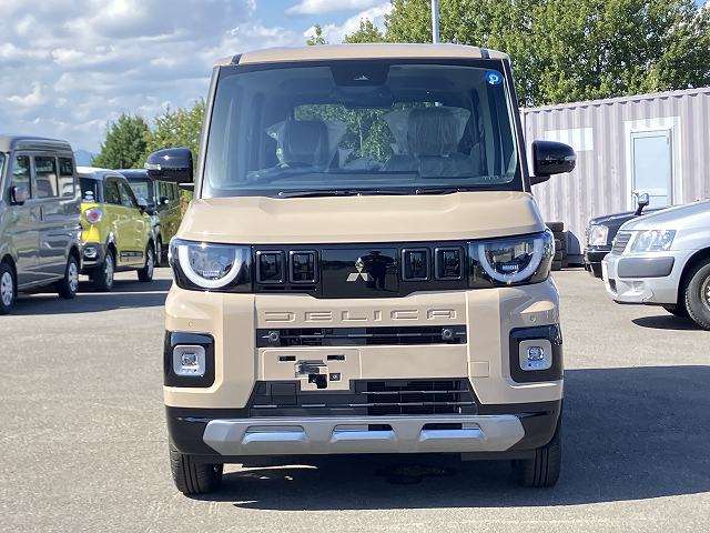 Mitsubishi Delica Mini 6