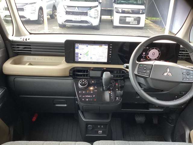 Mitsubishi Delica Mini 5