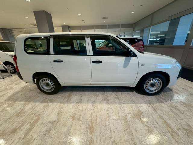 Mazda Familia Van 10