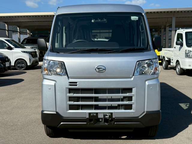 Daihatsu Hijet Cargo 2