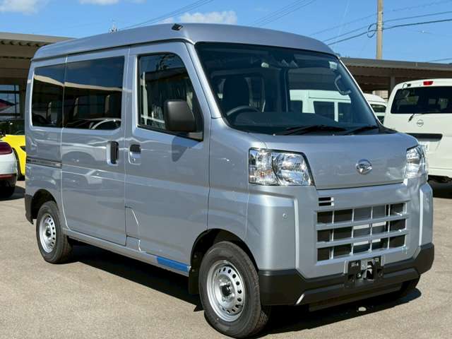 Daihatsu Hijet Cargo 5
