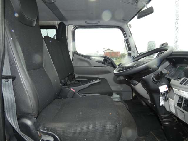 Mitsubishi Fuso Canter 11