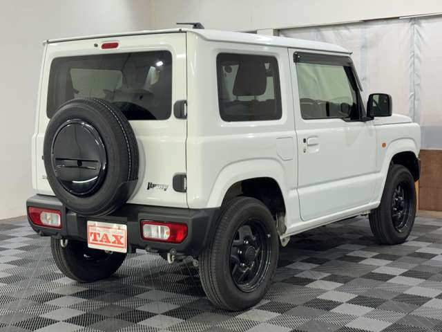 Suzuki Jimny 3