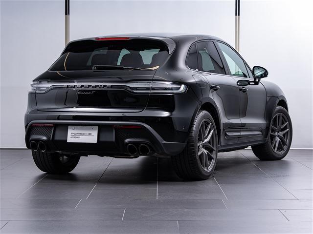 Porsche Macan 3