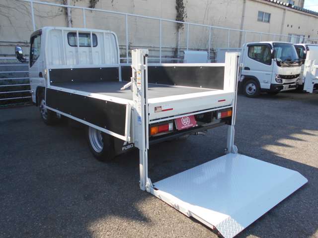 Mitsubishi Fuso Canter 10