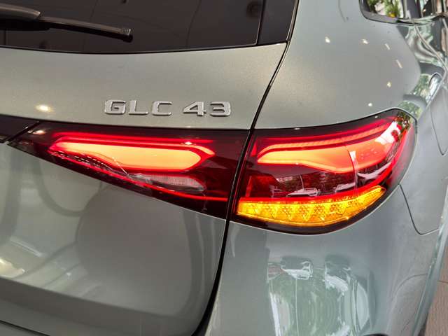 Mercedes-Benz GLC 11