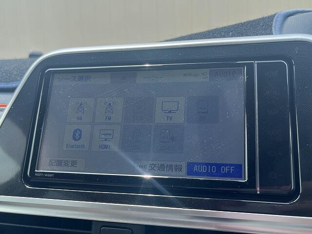 Toyota Sienta 12