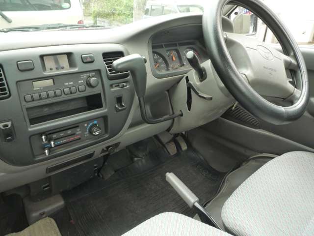 Toyota Light Ace Truck 11
