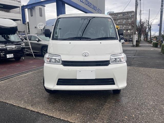 Toyota Town Ace Van 3