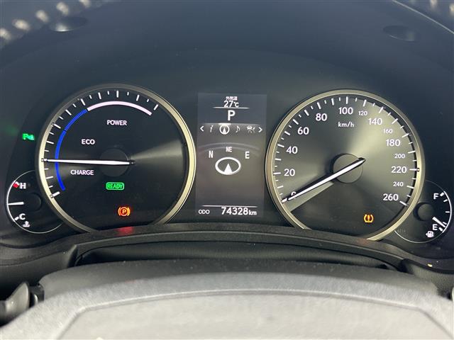 Lexus NX 6