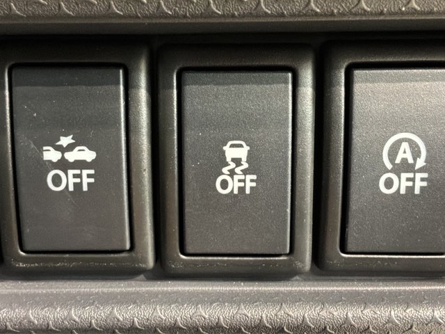 Mazda Flair Crossover 12