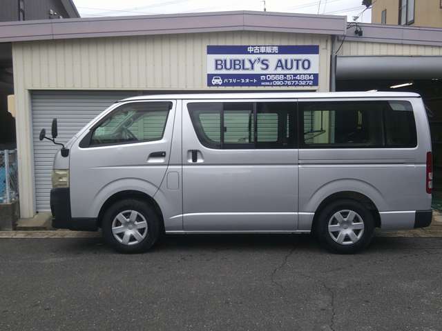 Toyota Regius Ace 2