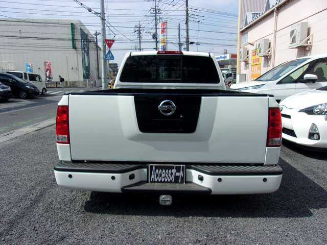 Nissan Titan 5