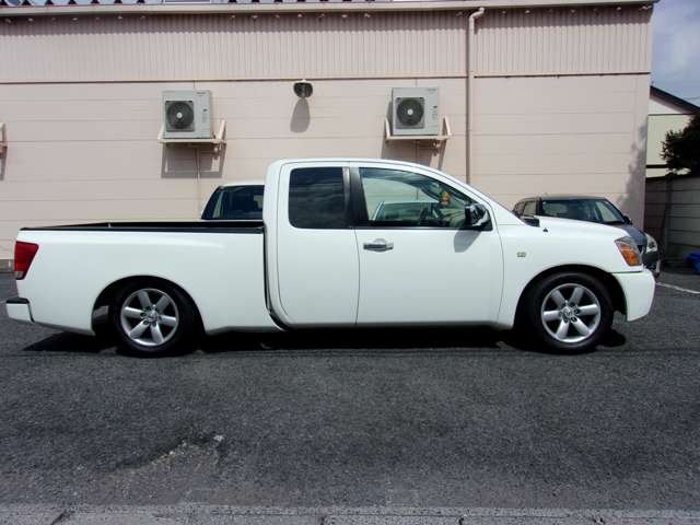Nissan Titan 8