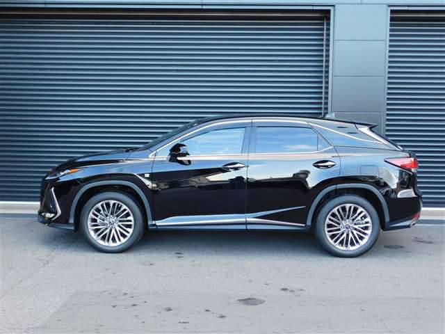 Lexus RX 6