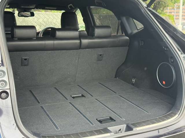 Toyota Harrier 12