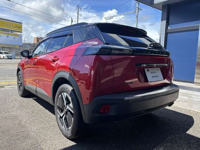 Peugeot SUV 2008 12