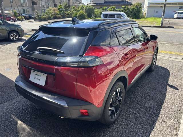 Peugeot SUV 2008 9