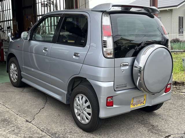 Daihatsu Terios Kid 6