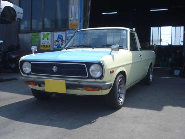 Nissan Sunny Truck 2