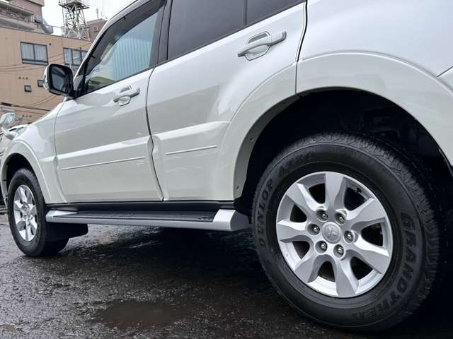 Mitsubishi Pajero 7