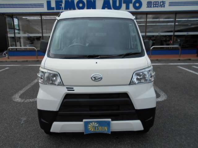 Daihatsu Hijet Cargo 7
