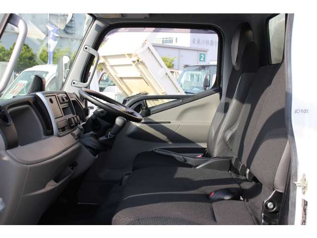 Mitsubishi Fuso Canter 12