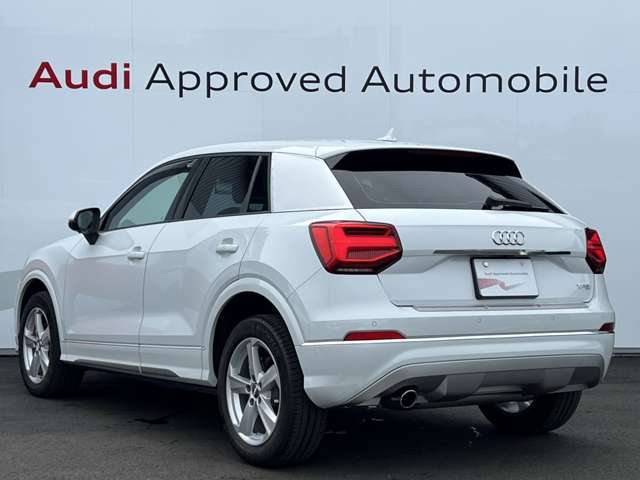 Audi Q2 11